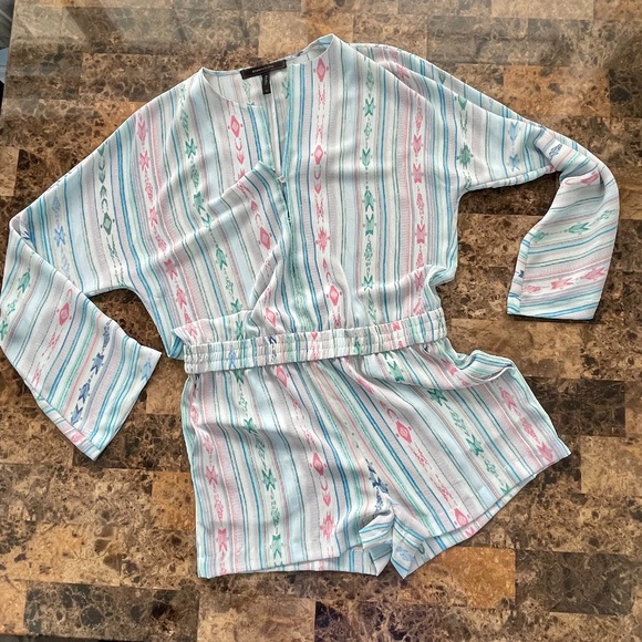 BCBGMaxAzria Romper Danae - Picture 4 of 13